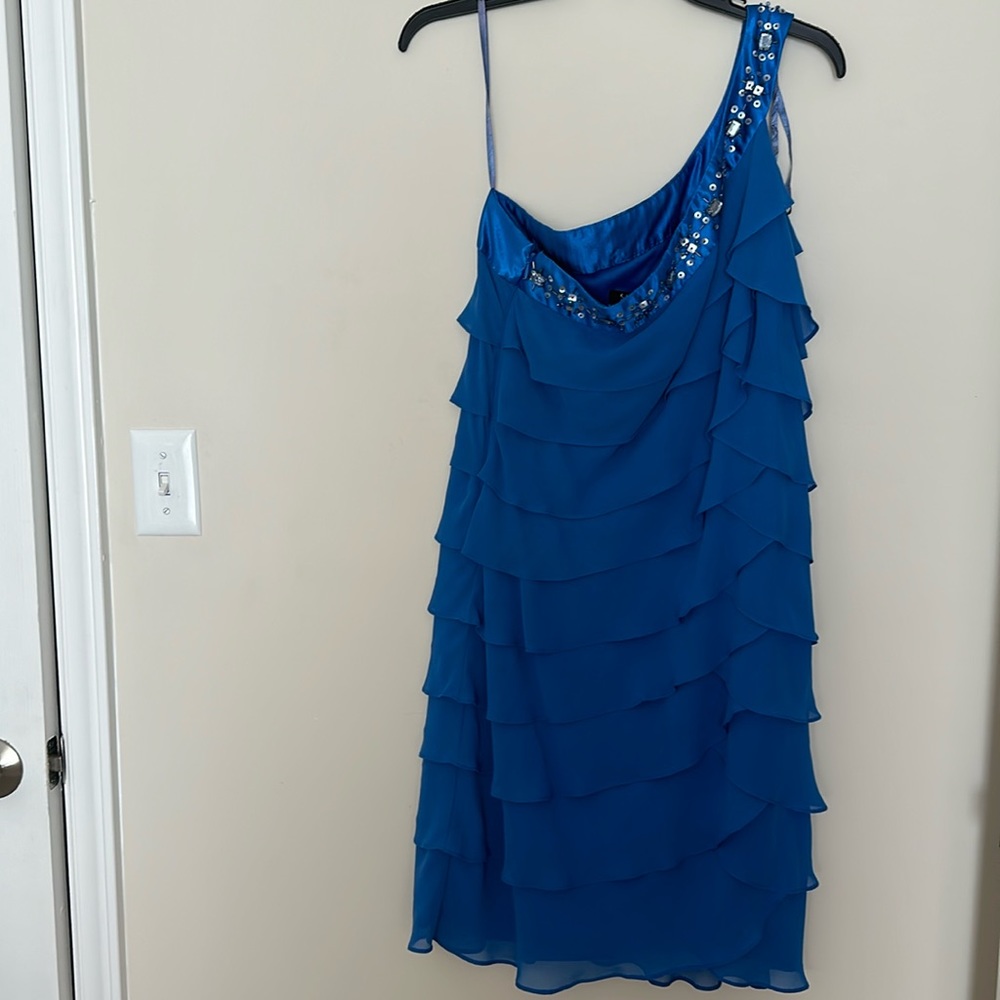 S. L. FASHIONS BLUE OFF THE SHOULDER DRESS IN SIZE 14.